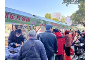 【图片新闻】“一卡通”惠民服务进社区，江苏常州打造一卡通供销助农新模式